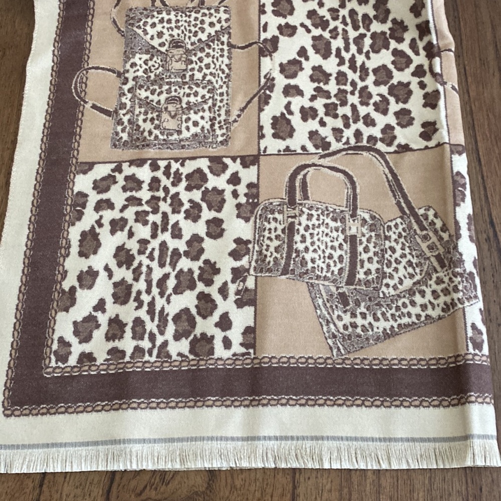 Scarf - Picture 2 of 4